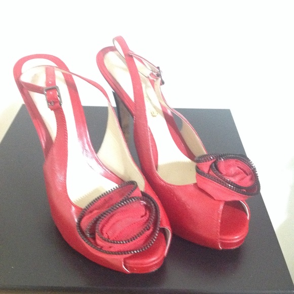 L.A.M.B. Heels - Picture 4 of 6